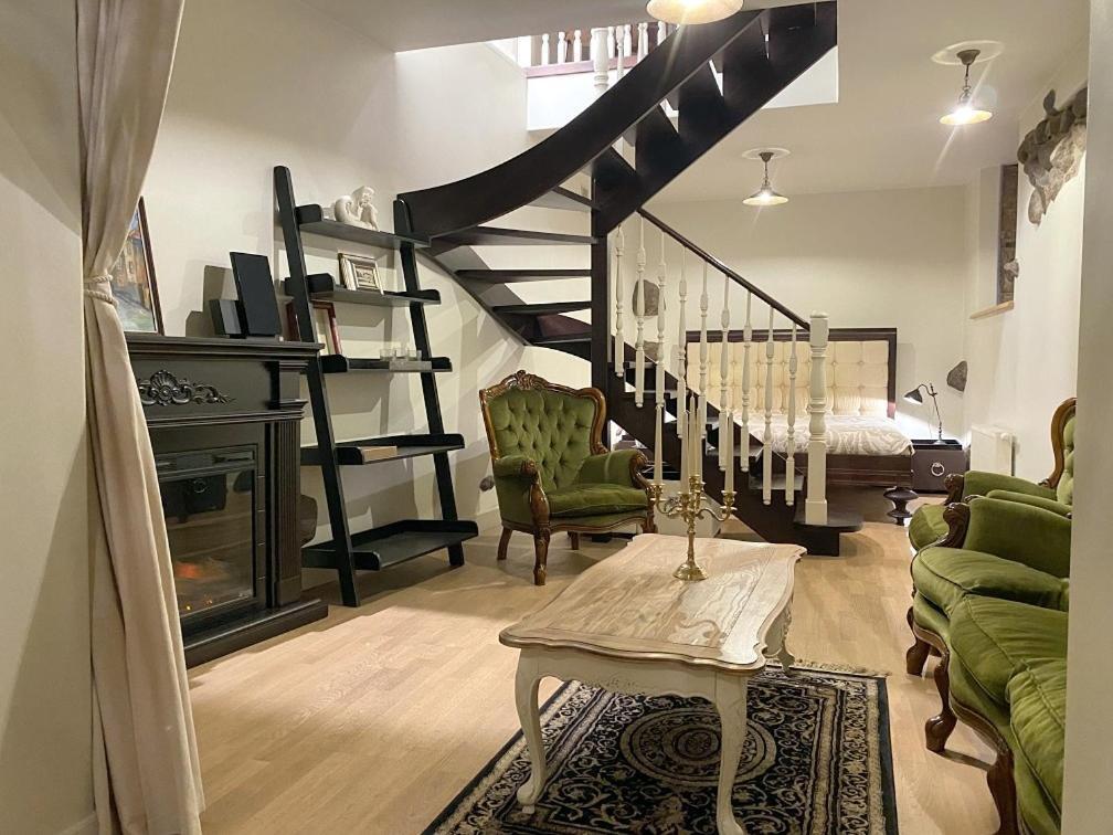 Exclusive Gaono Apartment In The Heart Of Old Town Вільнюс Екстер'єр фото